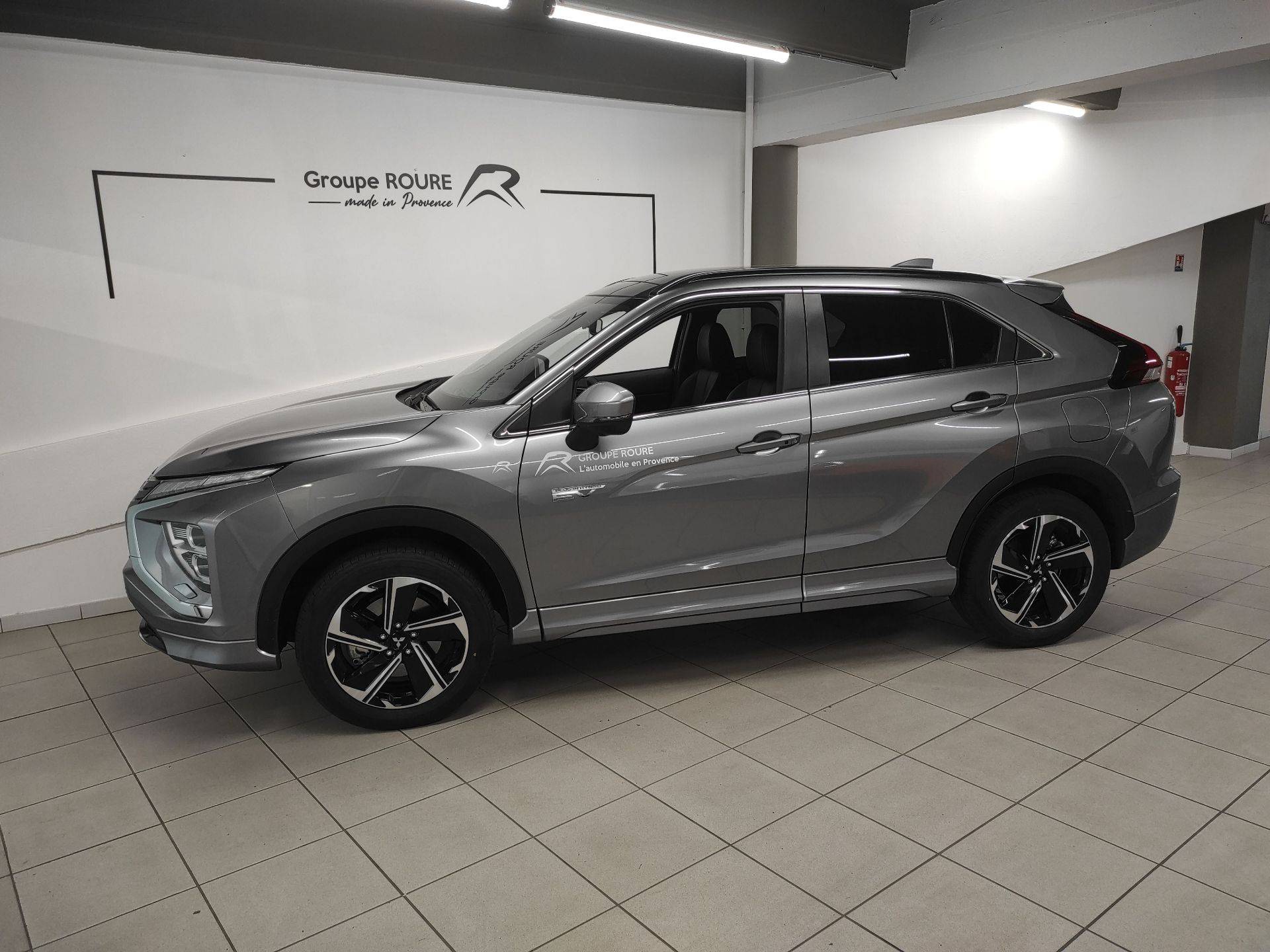 MITSUBISHI-ECLIPSE CROSS-Eclipse Cross 2.4 MIVEC PHEV Twin Motor 4WD-Instyle-40900-6900-roure-automobiles