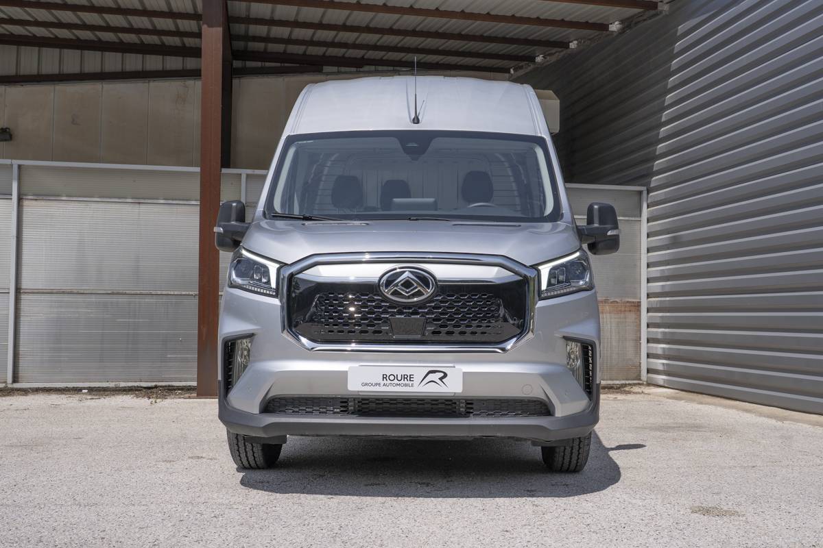 MAXUS-E-DELIVER9-E-DELIVER9 FOURGON L3H3 88 KWH--48999-150-roure-automobiles