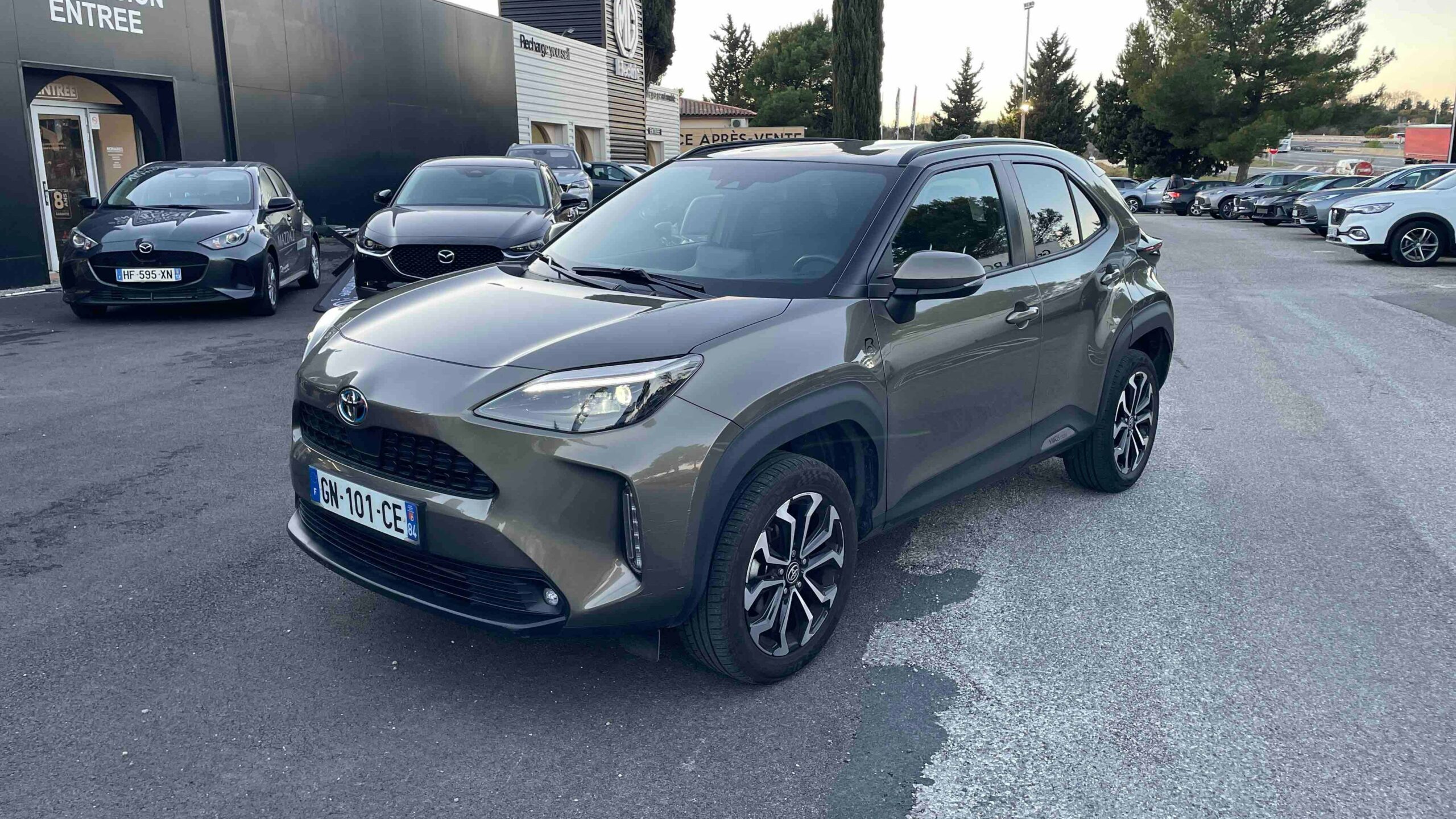 TOYOTA-YARIS CROSS-Yaris Cross Hybride 116h 2WD-Dynamic-17990-93595-roure-automobiles