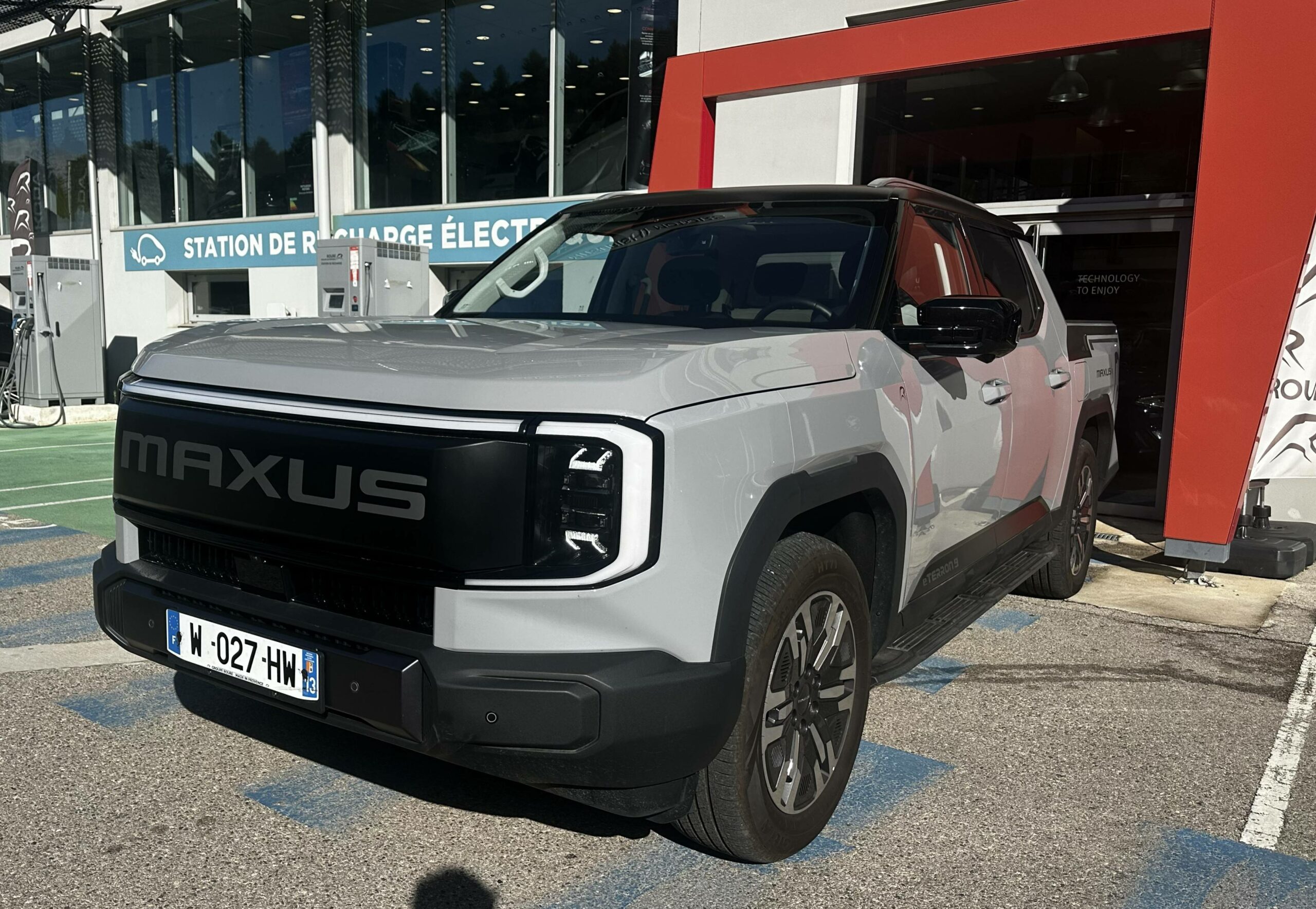 MAXUS-E-TERRON9-E-TERRON9 PICK-UP 4X4 102 KWH--59990-5840-roure-automobiles