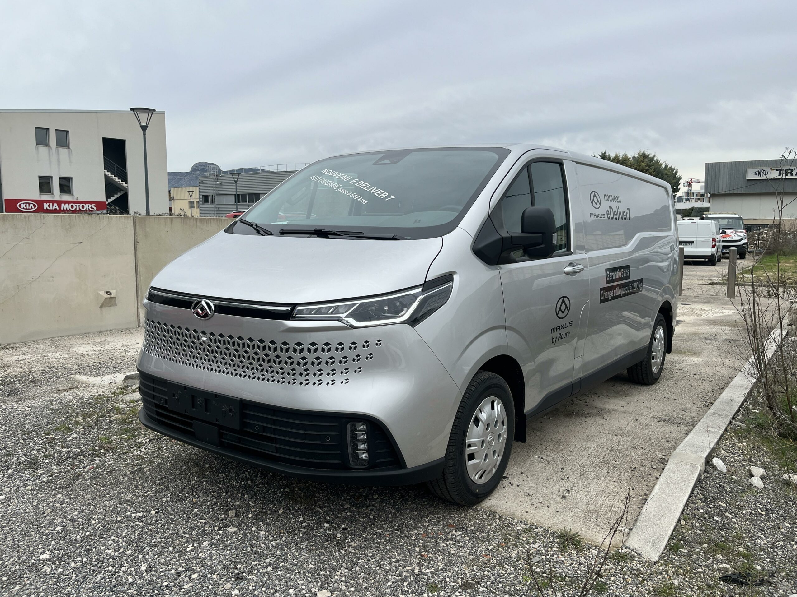 MAXUS-E-DELIVER7 FOURGON-E-DELIVER7 FOURGON L2H1 88 KWH--30000-10-roure-automobiles
