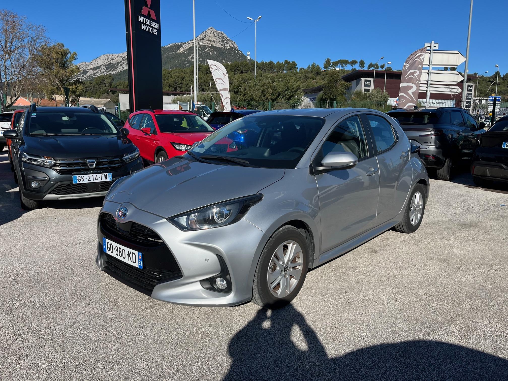 TOYOTA-YARIS HYBRIDE MY22-Yaris Hybride 116h-Collection-18990-22000-roure-automobiles